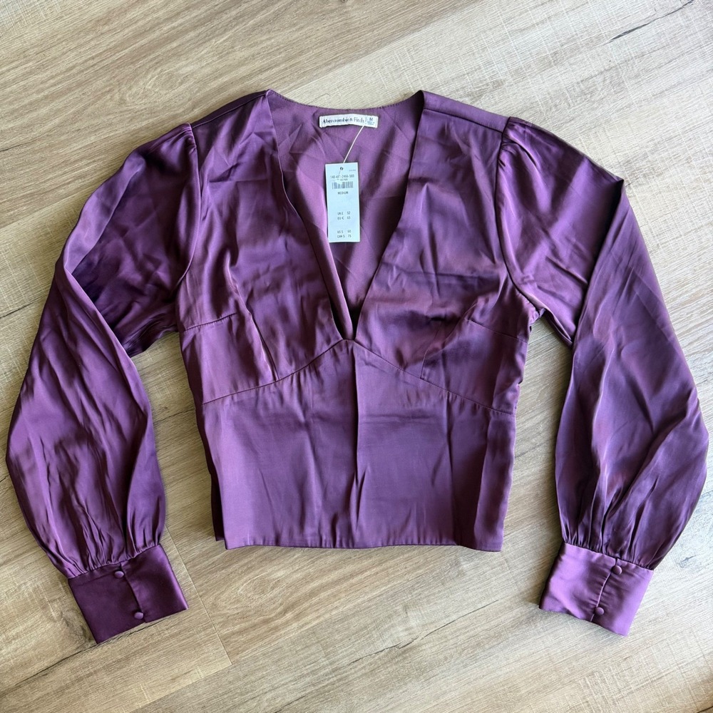 Abercrombie & Fitch Purple Satin V-Neck Balloon Sleeve Top Medium